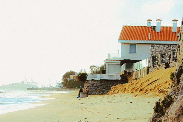 How are UK tourism businesses embracing digital transformation?